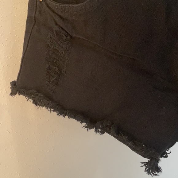 ✨Black Shorts✨ - Picture 11 of 12